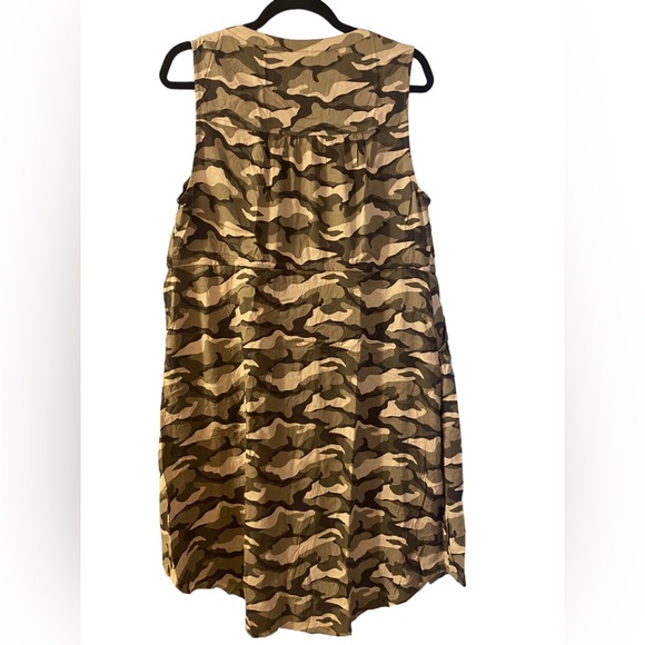 NWT Torrid Mini Challis Camoflauge Sleeveless Shirt Dress w/ Pockets Size 00 M/L - Picture 2 of 11
